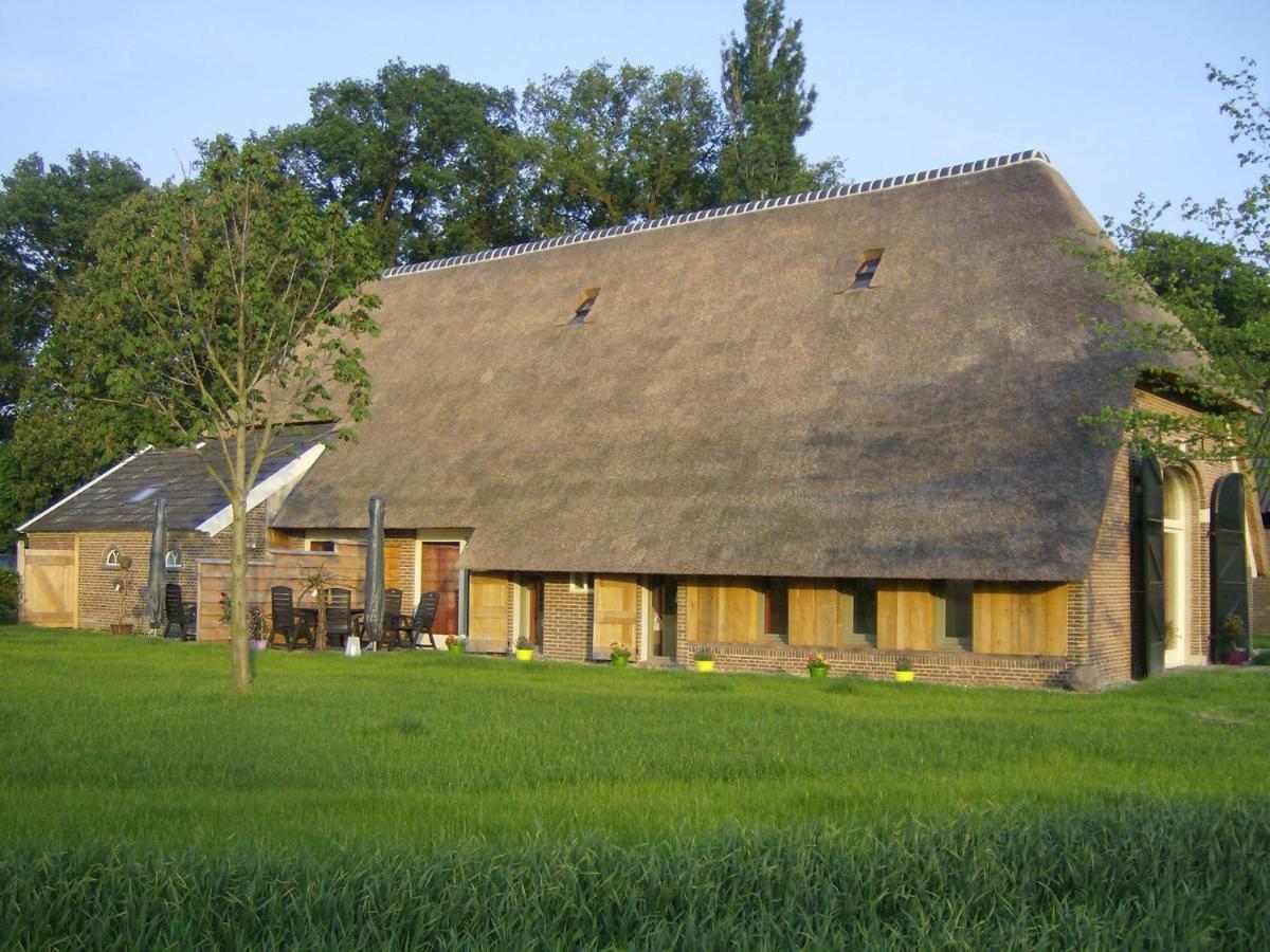Monumental Farm In The Ash Landscape Villa Geesteren  Екстериор снимка